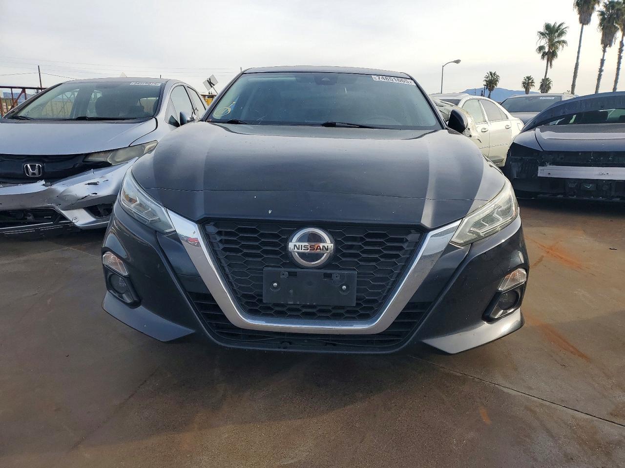2019 Nissan Altima sl