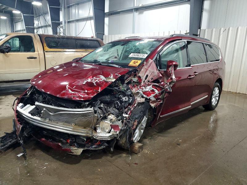 2017 Chrysler Pacifica Touring l