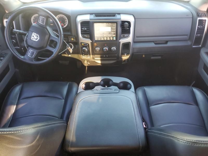 2015 Dodge Ram 1500 slt