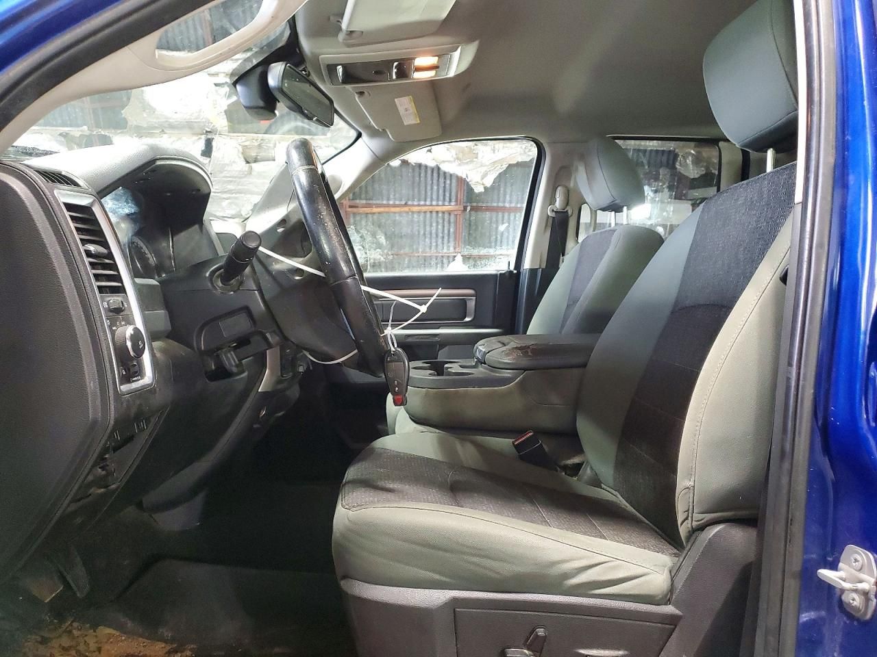 2017 Dodge Ram 1500 slt