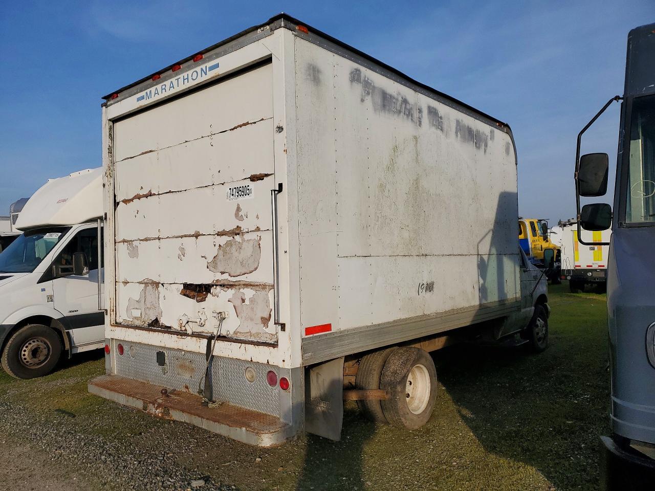 2000 Ford Econoline E350 Super Duty Cutaway Van