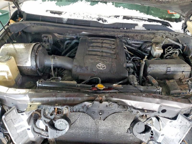 2011 Toyota Tundra Double cab SR5