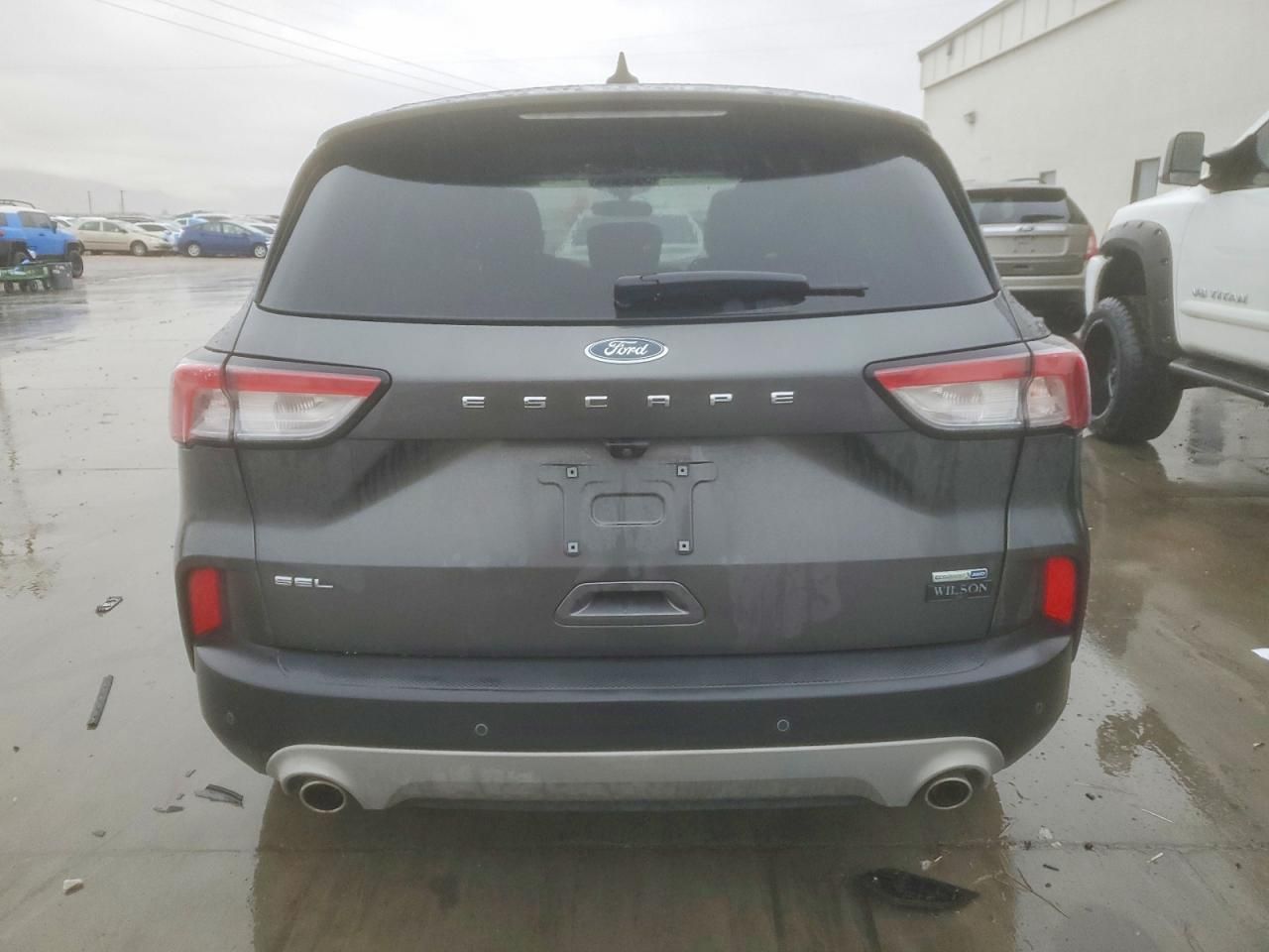 2020 Ford Escape sel