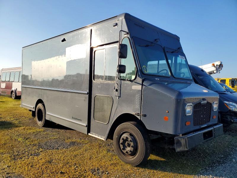 2020 Freightliner Mt 45G Chassis Delivery Truck