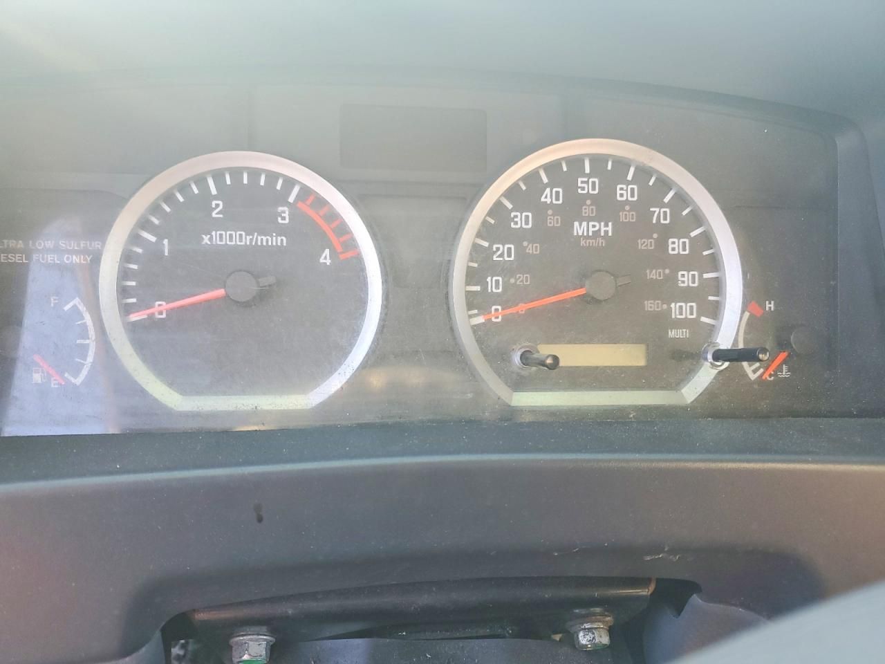 2017 Isuzu NRR BOX Truck