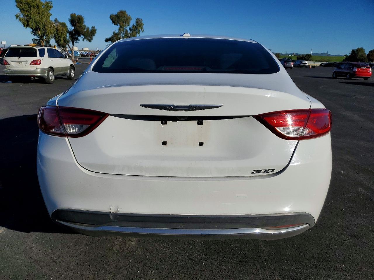 2015 Chrysler 200 Limited