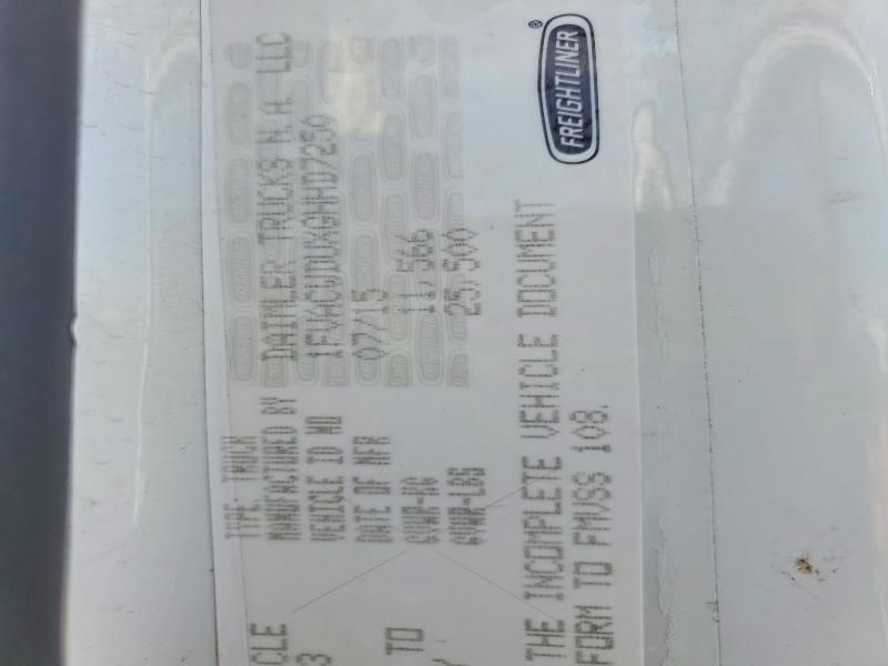 2016 Freightliner Business Class M2 Flatbed Truck