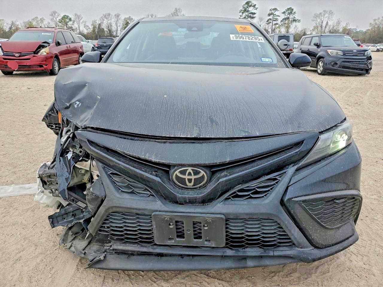 2022 Toyota Camry se