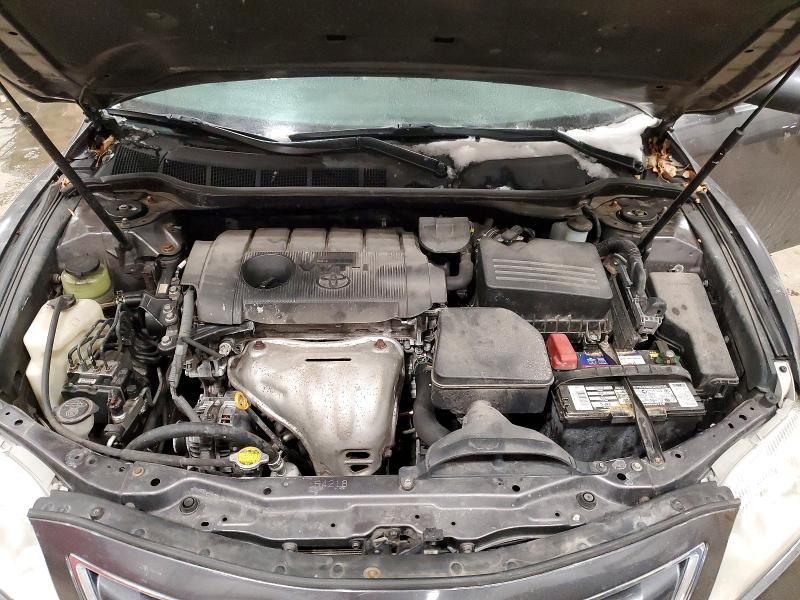 2011 Toyota Camry le