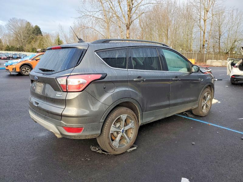 2018 Ford Escape sel
