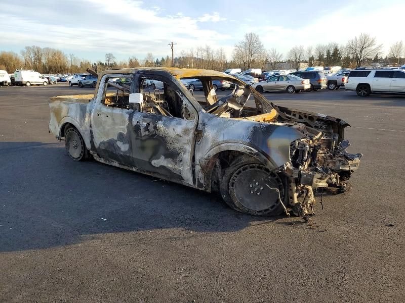 2025 Ford Maverick Lobo