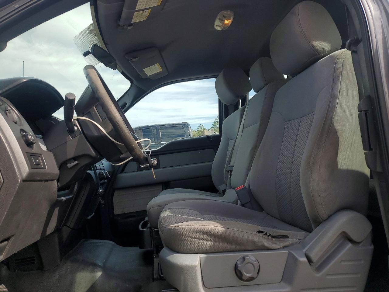 2013 Ford F150 Super cab