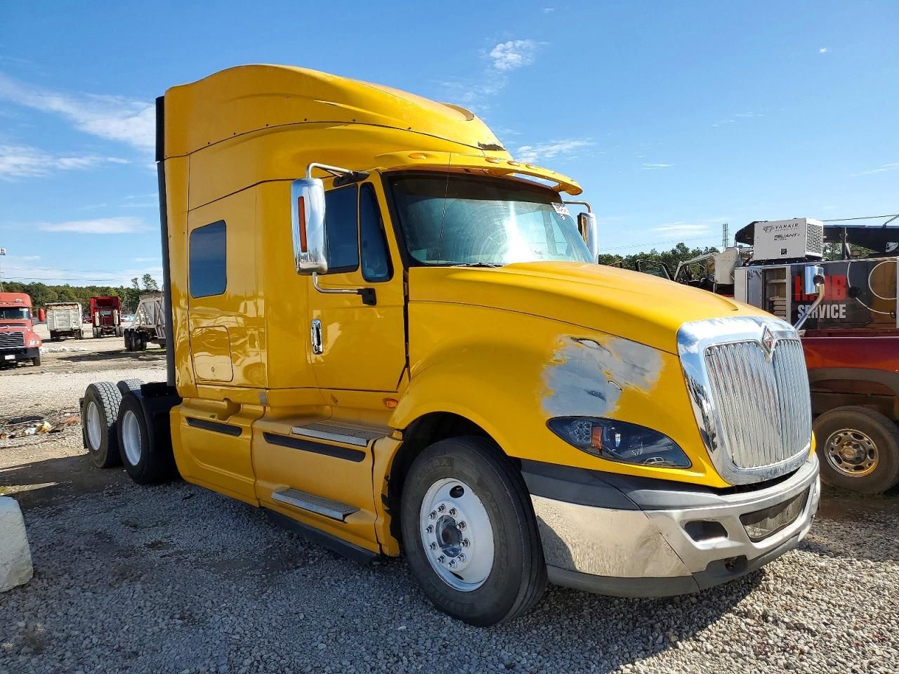 2015 International Prostar Semi Truck