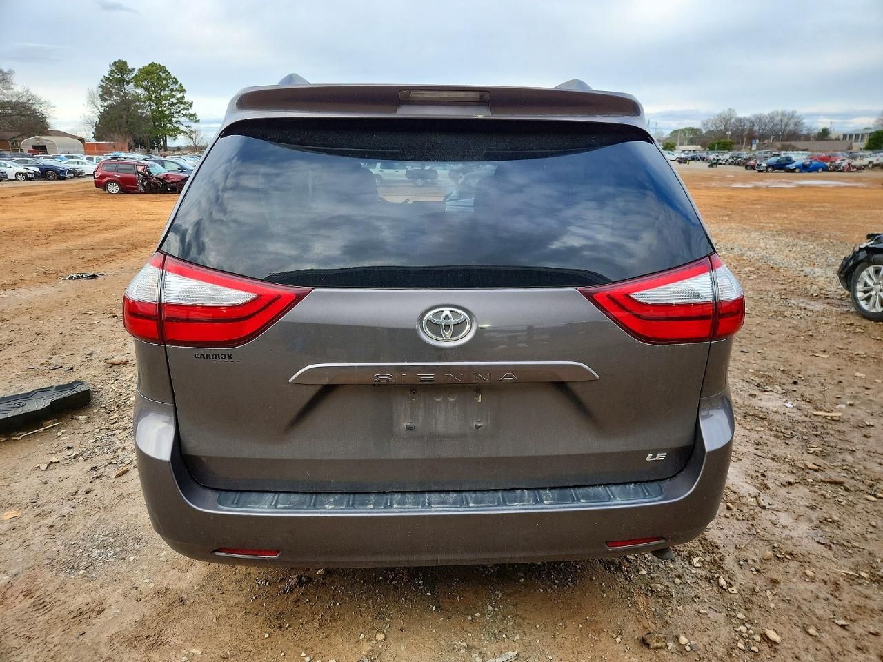 2016 Toyota Sienna le