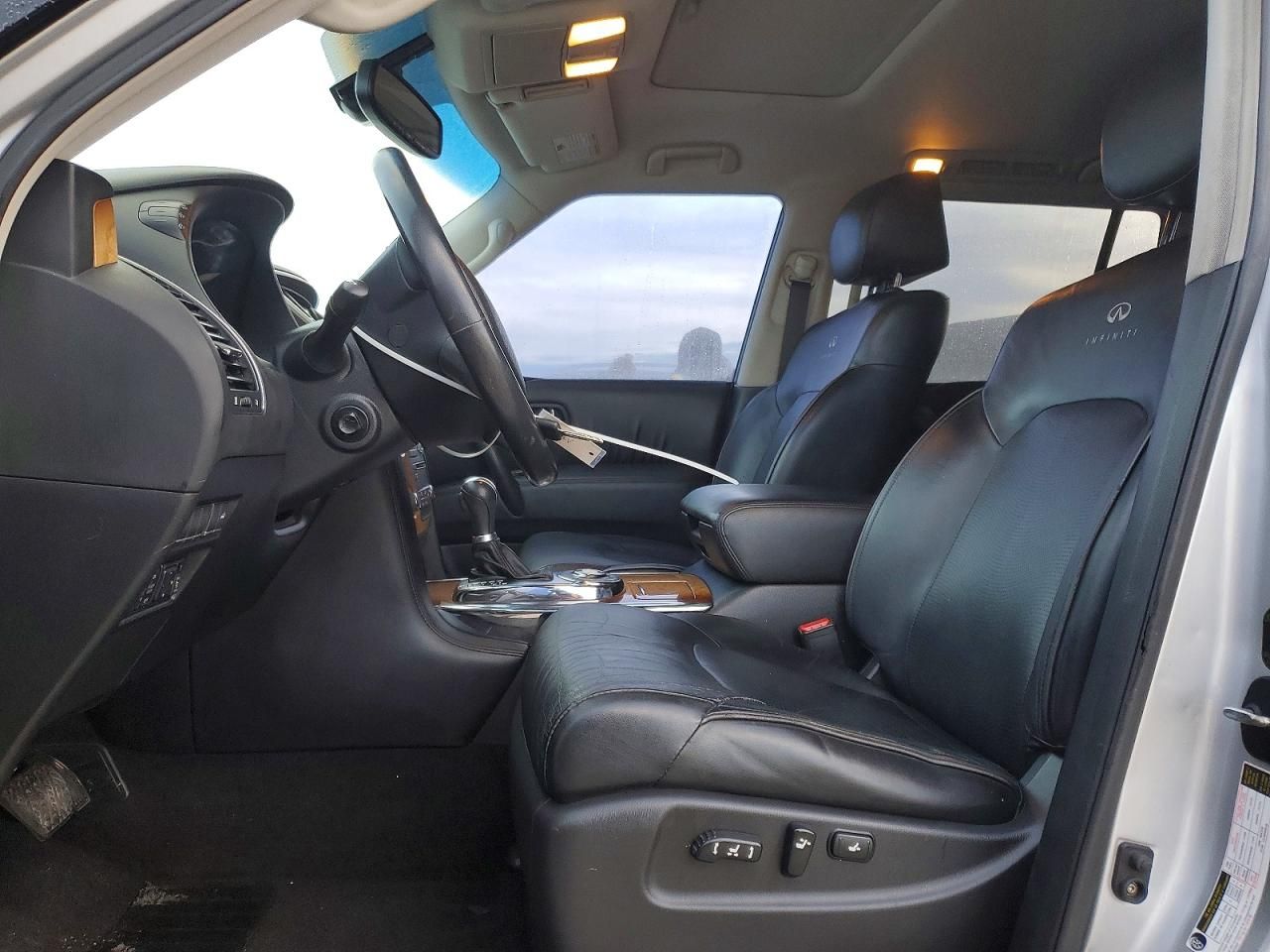 2012 Infiniti Qx56