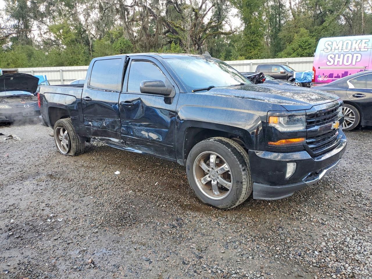 2018 Chevrolet Silverado K1500 lt
