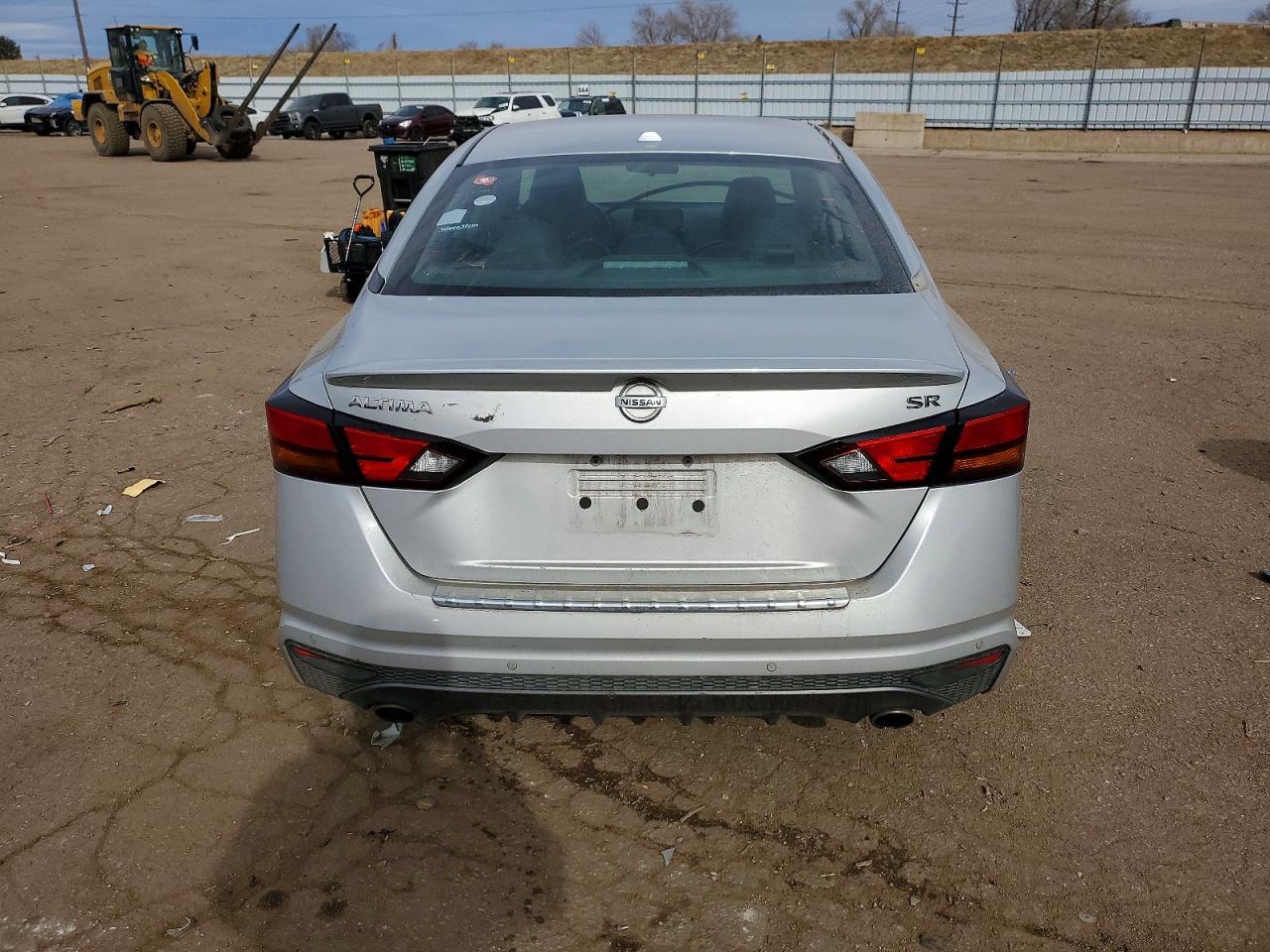 2022 Nissan Altima sr