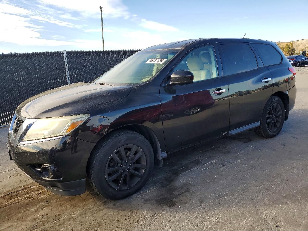 2014 Nissan Pathfinder s