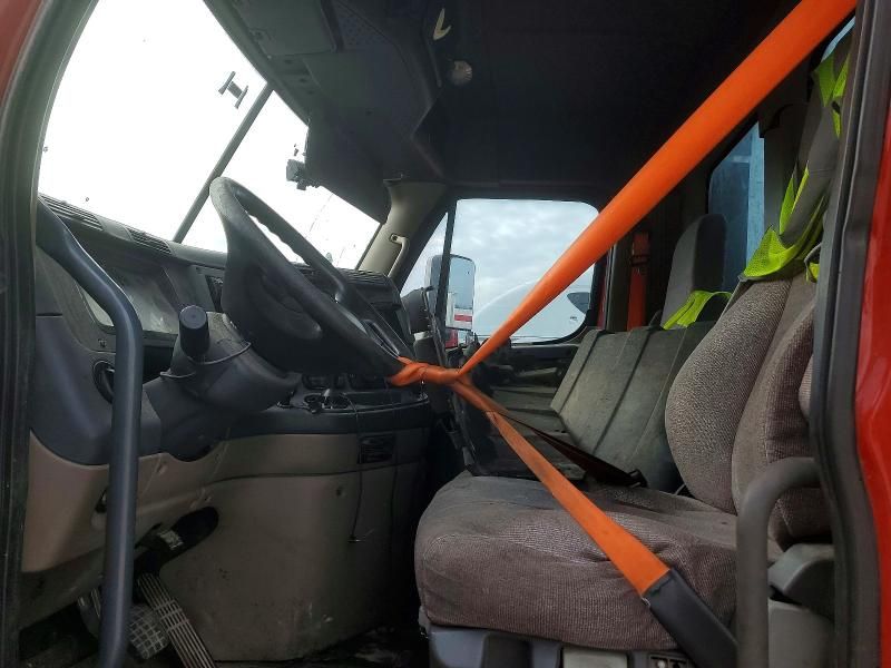 2018 Freightliner Cascadia 125