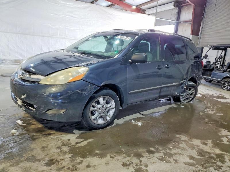2006 Toyota Sienna