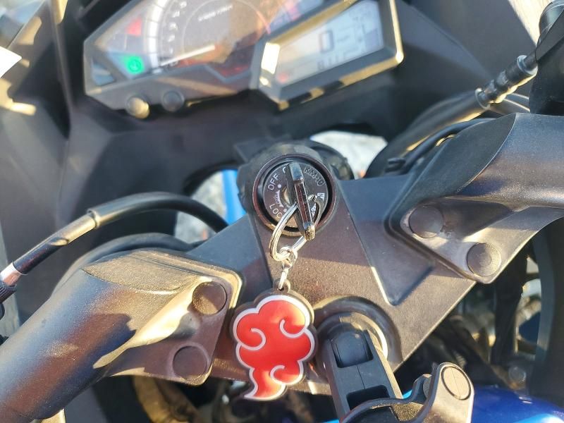 2017 Kawasaki Ex300 b