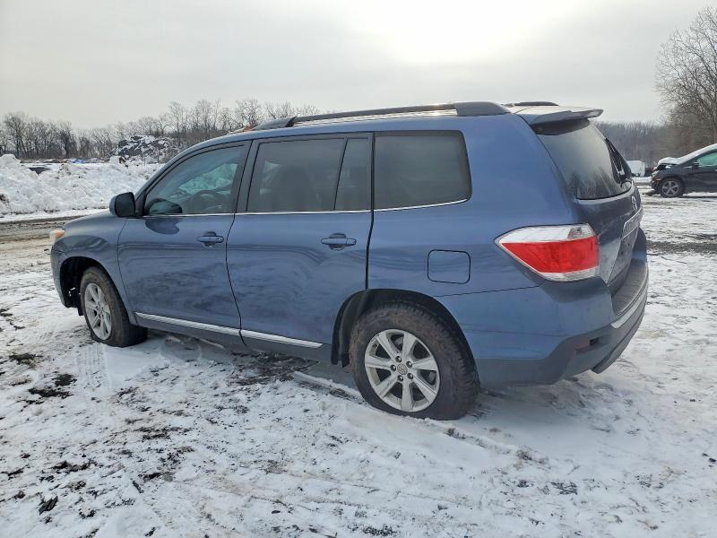 2012 Toyota Highlander Base