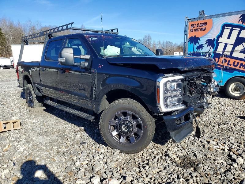 2025 Ford F350 Super Duty