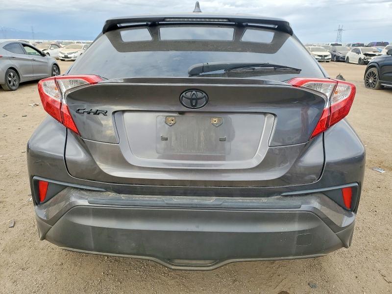 2020 Toyota C-hr xle