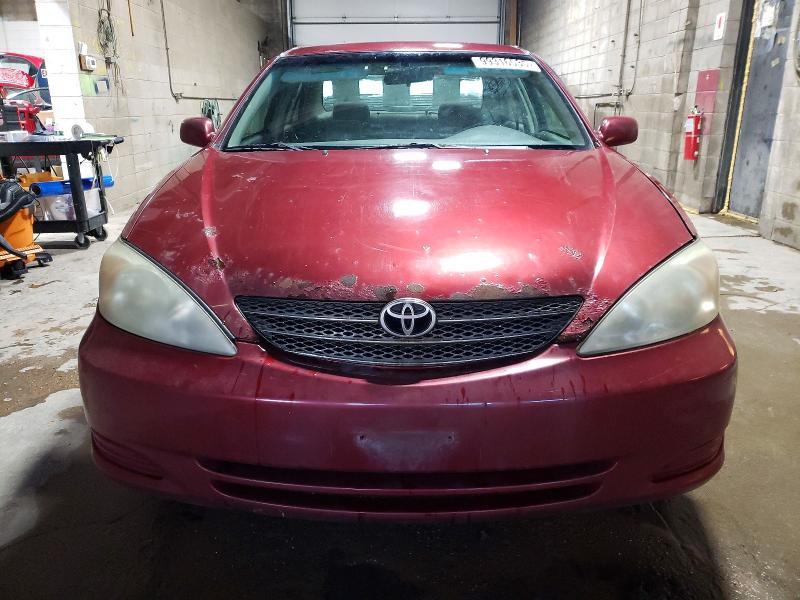 2004 Toyota Camry le
