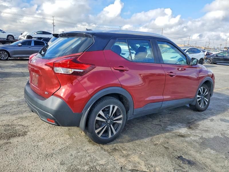 2019 Nissan Kicks s
