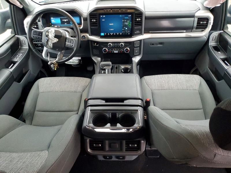 2023 Ford F150 Lightning pro