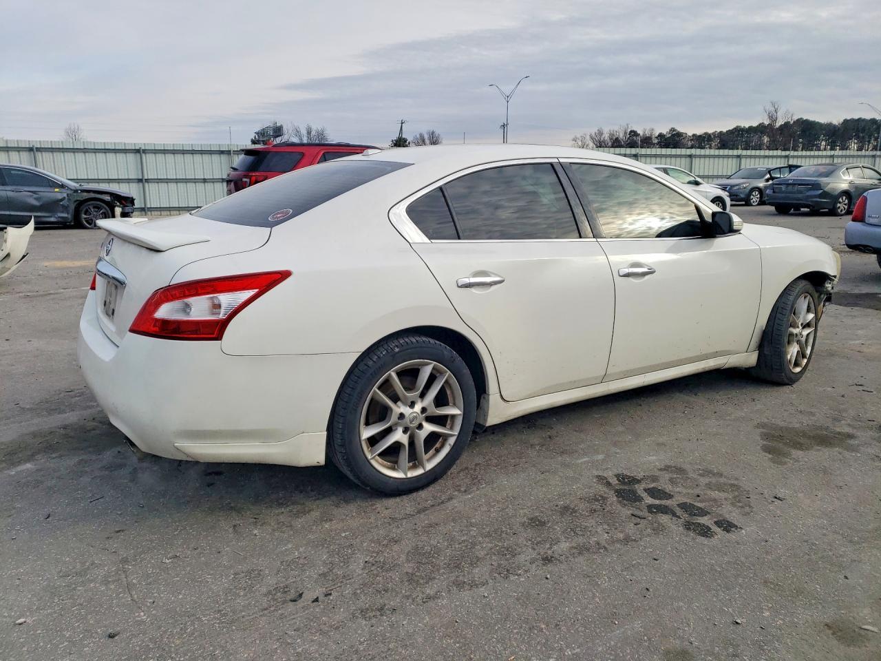 2011 Niss Maxima 3.5 s