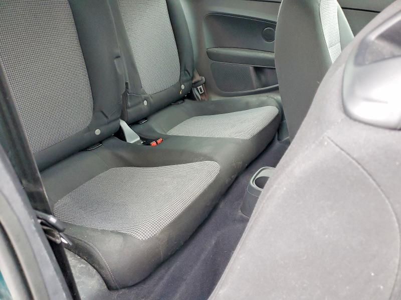 2018 Volkswagen Beetle s