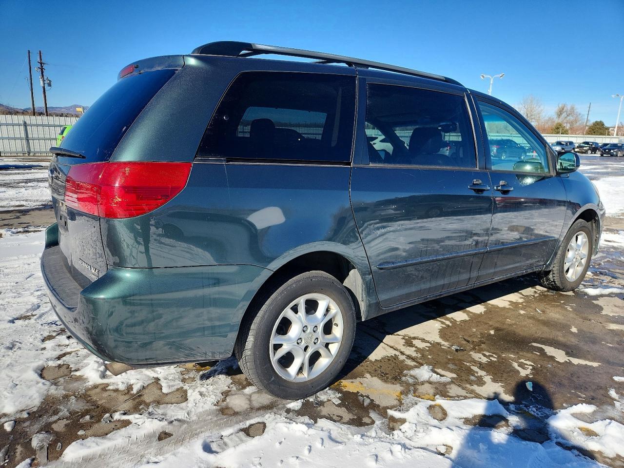 2004 Toyota Sienna xle