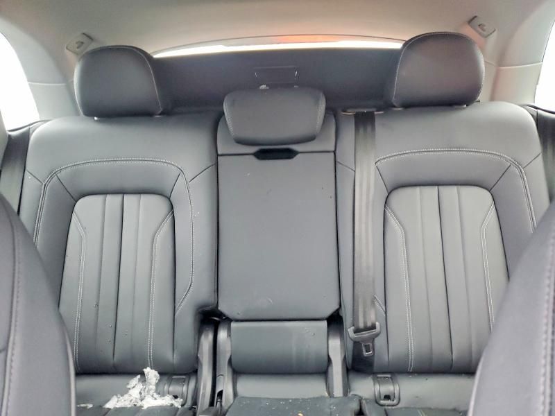 2025 Audi Q5 Premium Plus 40