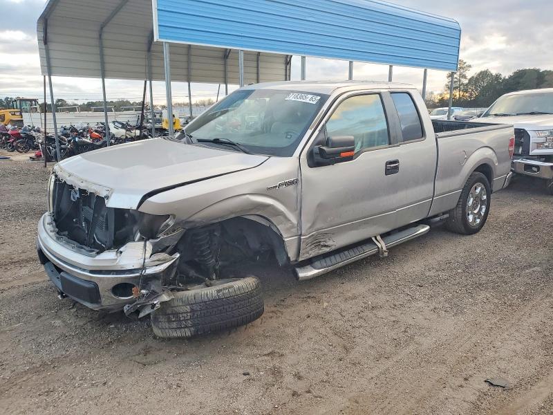 2010 Ford F150 Super cab