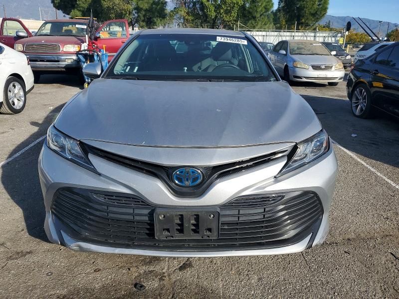 2018 Toyota Camry le