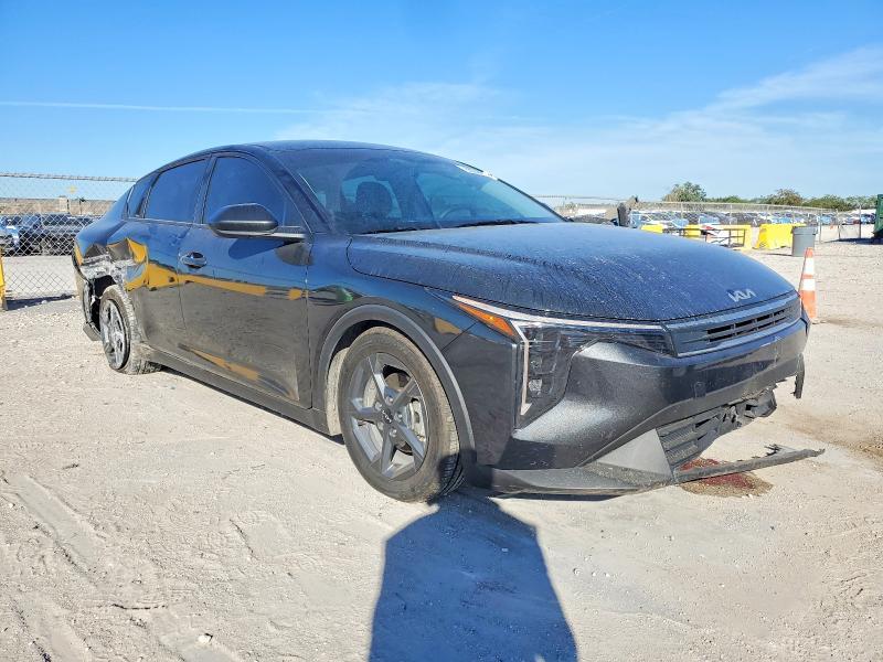 2025 KIA K4 lx