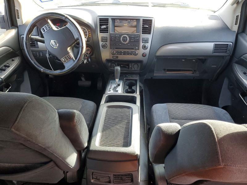 2010 Nissan Armada se