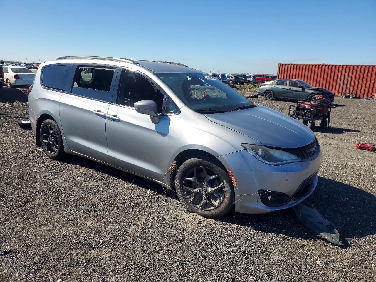 2020 Chrysler Pacifica Touring l