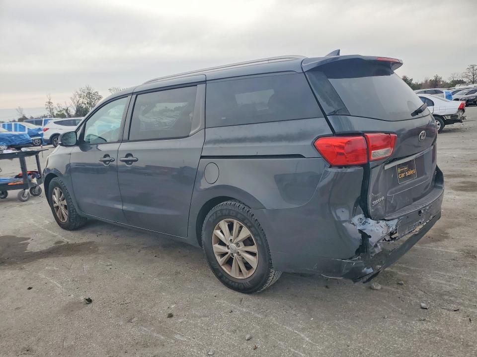 2016 KIA Sedona lx