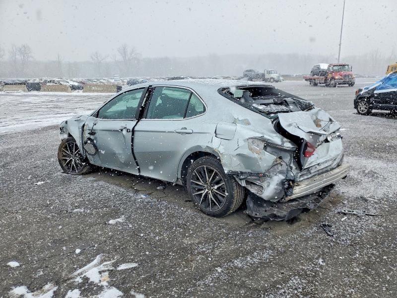 2022 Toyota Camry se