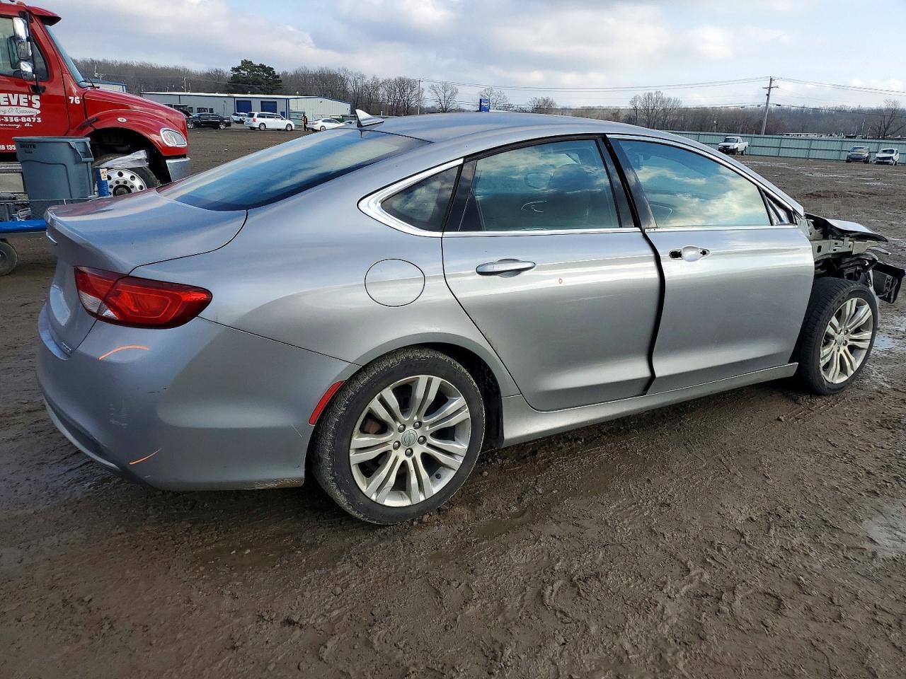 2016 Chrysler 200 Limited