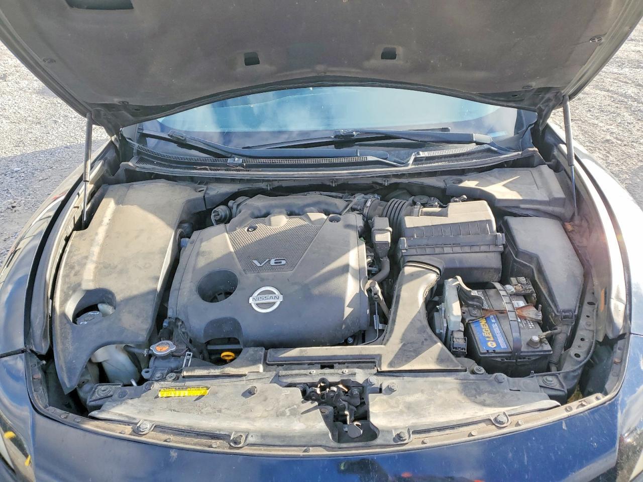 2010 Nissan Maxima s