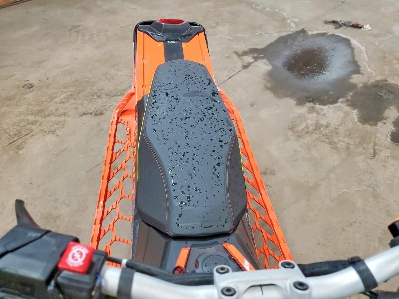 2023 Polaris Snowmobile