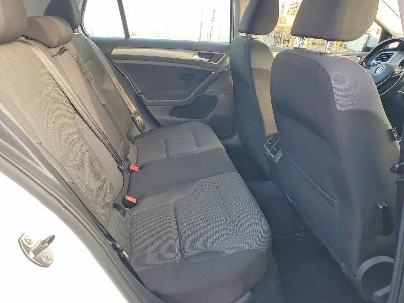 2016 Volkswagen Golf S/se
