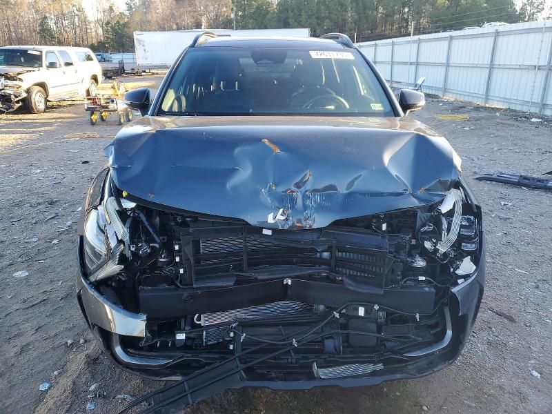 2024 KIA Sportage x Line