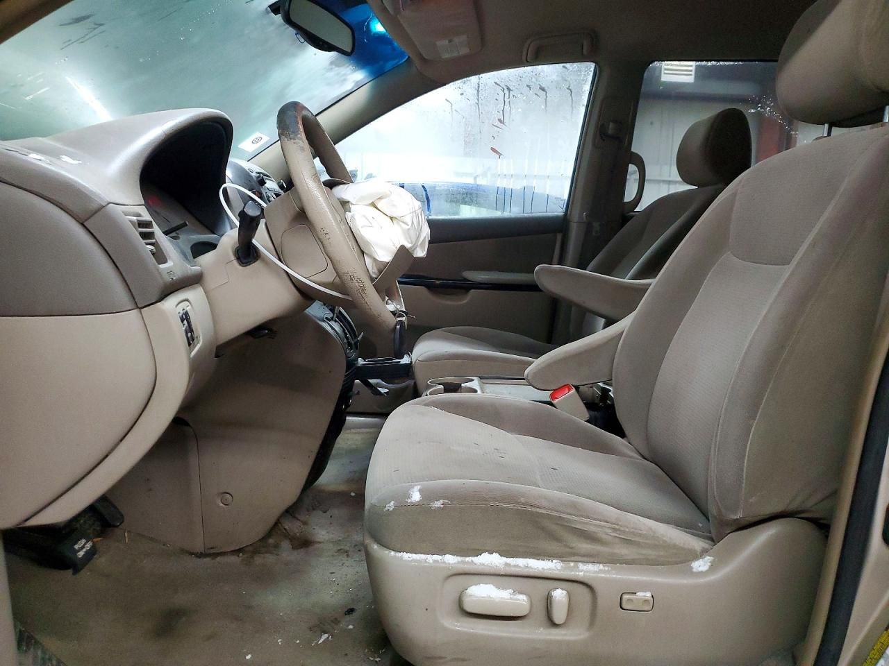 2005 Toyota Sienna ce