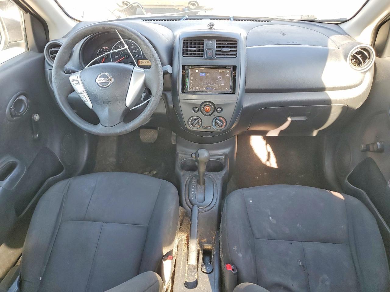 2016 Nissan Versa s