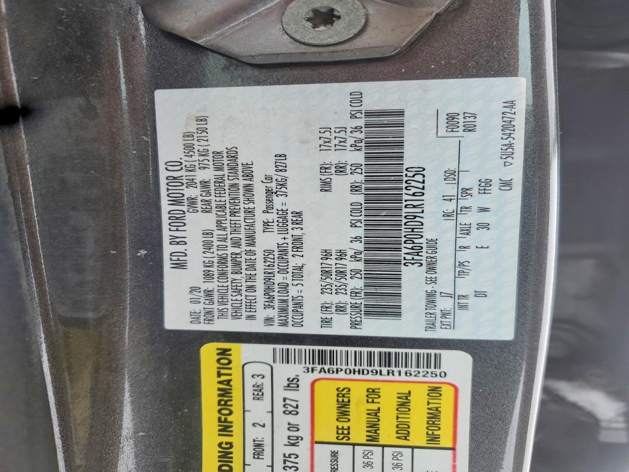 2020 Ford Fusion se